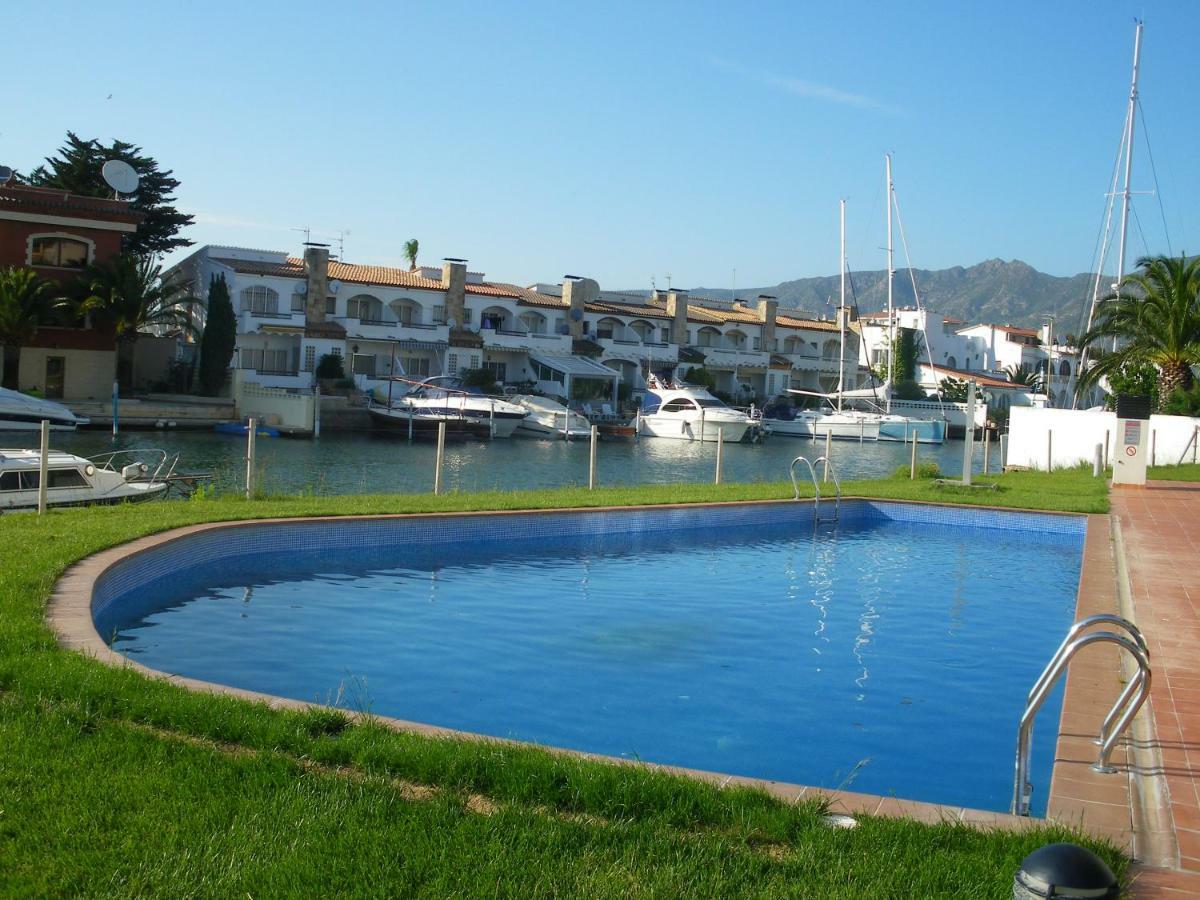 Apartamento Al Canal Roses Exteriér fotografie