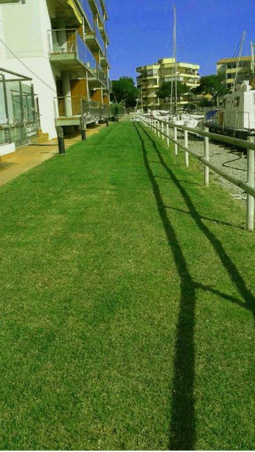 Apartamento Al Canal Roses Exteriér fotografie