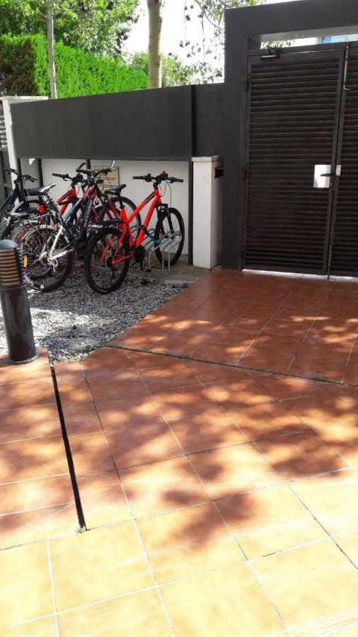 Apartamento Al Canal Roses Exteriér fotografie